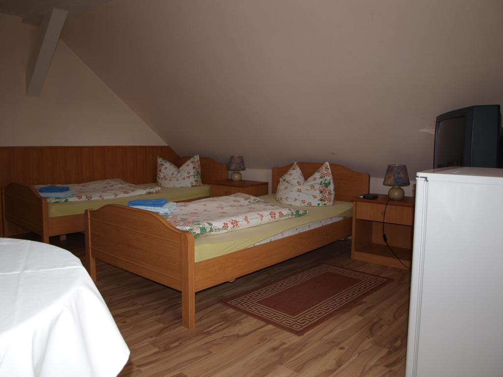 Die Frohliche Einkehr Pension Siebenlehn Habitación foto